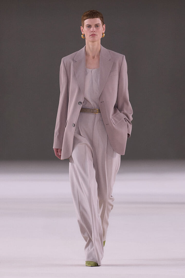 AMI PARIS | HOUYHNHNM (HOUYHNHNM)
