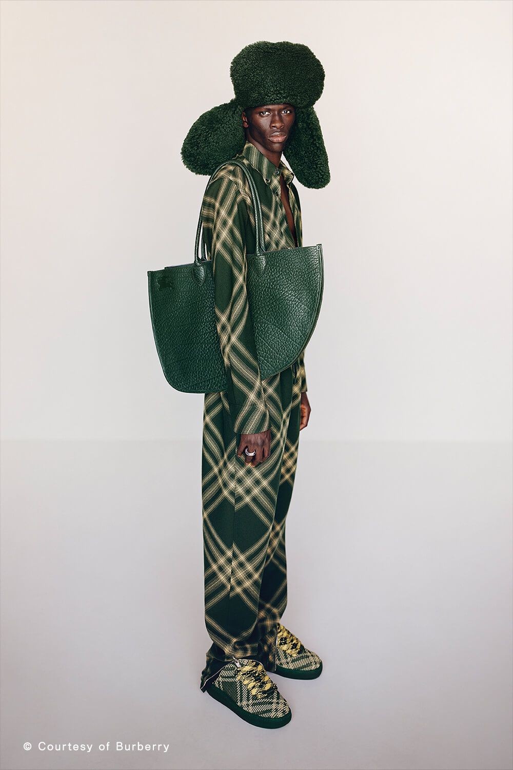 BURBERRY | HOUYHNHNM（フイナム）