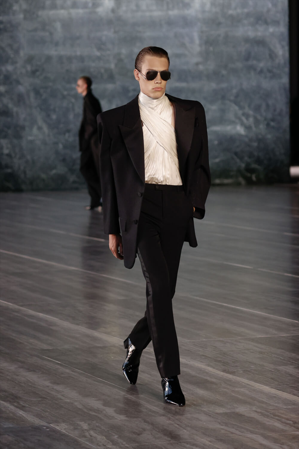 SAINT LAURENT | HOUYHNHNM（フイナム）