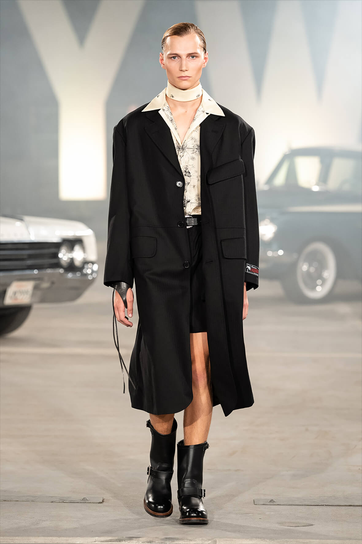 DAIRIKU | HOUYHNHNM（フイナム）