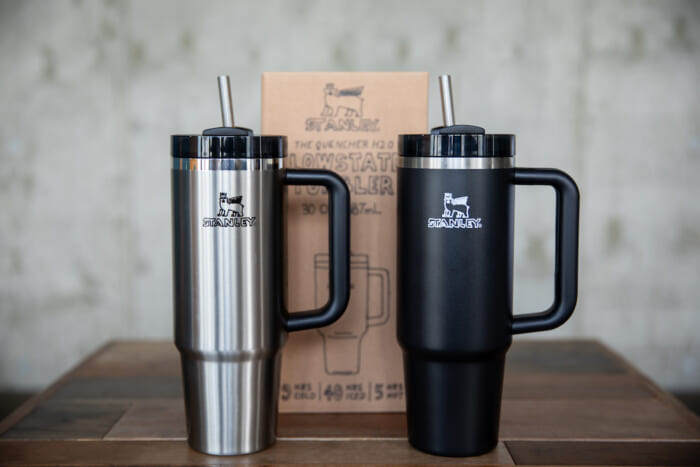 3万人以上が入荷待ち!? スタンレーの話題作から、ナイジェルグラフとのコラボモデルが登場。