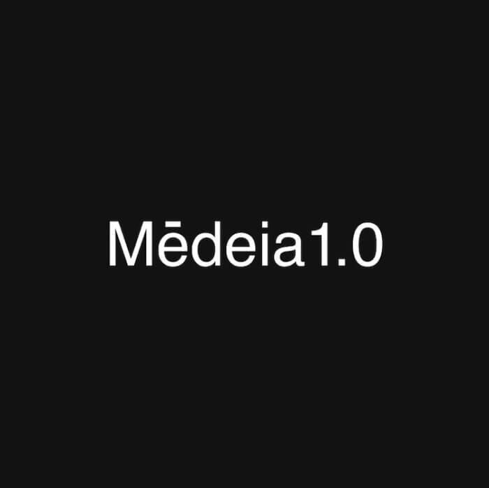 This is a chance to experience Medea 1.0, a media that presents social issues from multiple perspectives, including apparel, goods, and zines + α. .