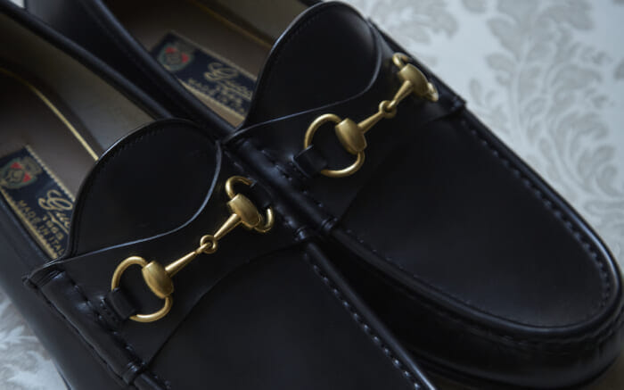 Series "Aspiring Masterpieces" No.316 Gucci loafers that created new hardware.