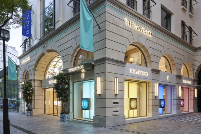 This is a space for creating special memories. Tiffany Omotesando will open soon.