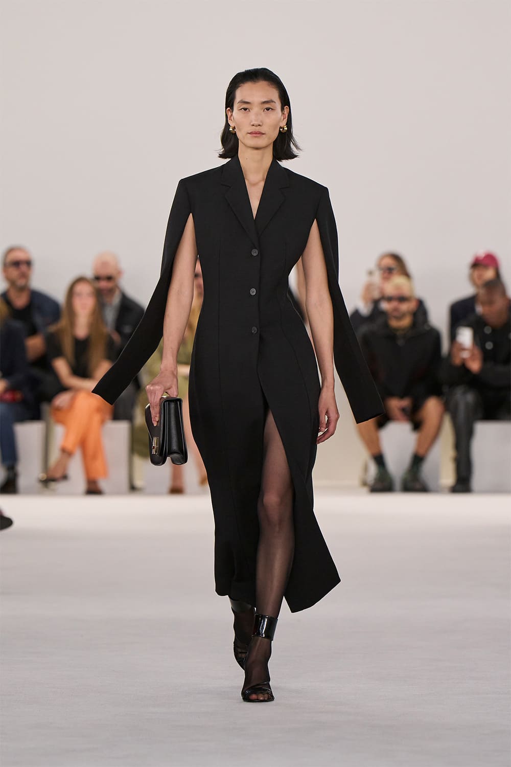 SALVATORE FERRAGAMO ホウティテルスリンクハックハンフス 119094.jpg