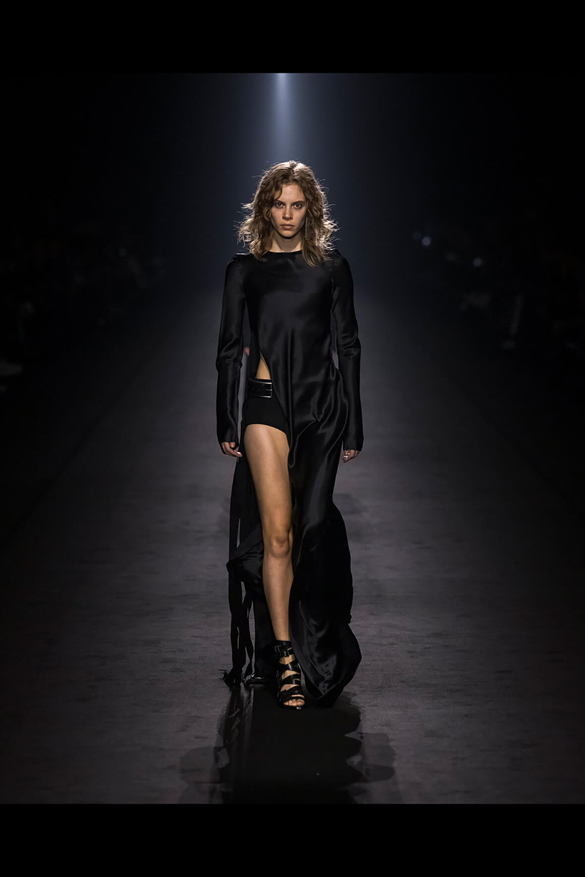 ANN DEMEULEMEESTER | HOUYHNHNM（フイナム）