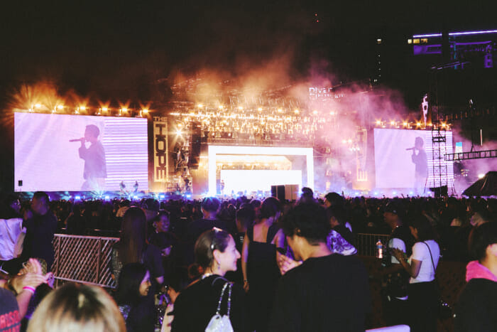 THE HOPE, which was attended by 30,000 people, celebrated the 50th anniversary of hip-hop at Hennessy & interviewed the artists who performed at the event!