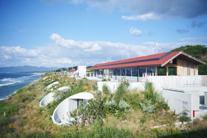 【FOCUS IT.】イズモ ホテル ザ クリフ × バウム。絶景、サウナ、セルフケアで心と体がととのう贅沢なひとときを。