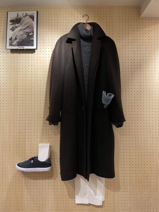 Navy Blazer, a vintage clothing store in Gotokuji, now accepts custom orders for coats. Let's examine sizes and fabrics.