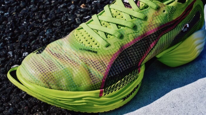 さらなる速さを実現するかつてない形状のランニングシューズが、プーマのEKIDEN RUSH PACKからデビュー。