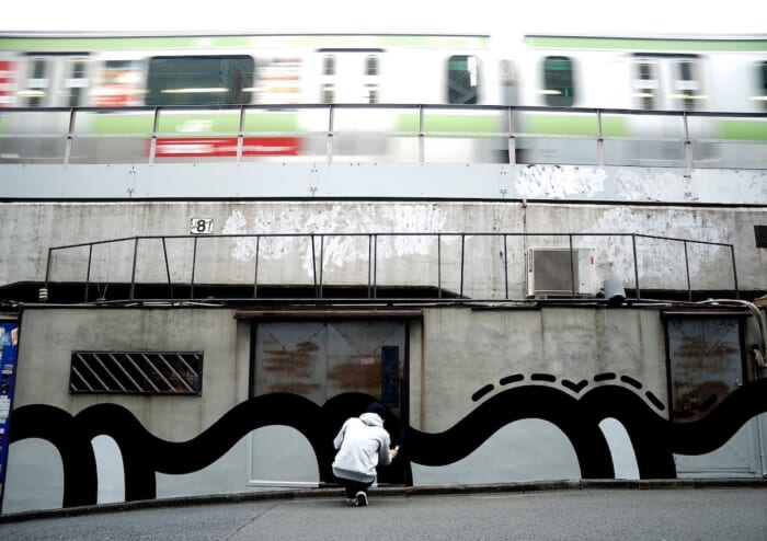 グラフィティをストリートアートへ。日本が世界に誇るリビング・レジェンドの展示、足を運ばない理由はありません。