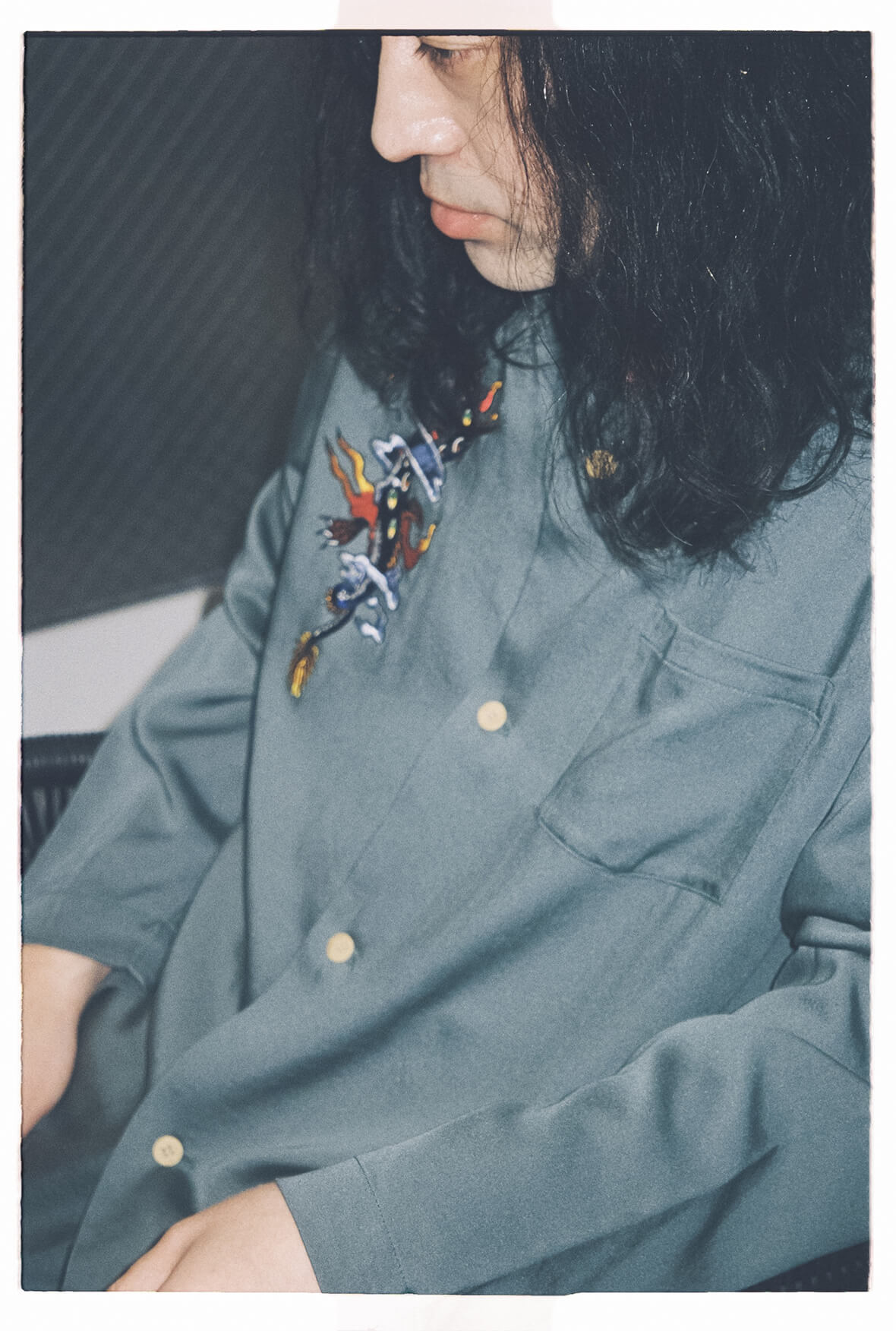 又吉直樹が夢見た、龍と眠るパジャマ。 | feature | HOUYHNHNM（フイナム）