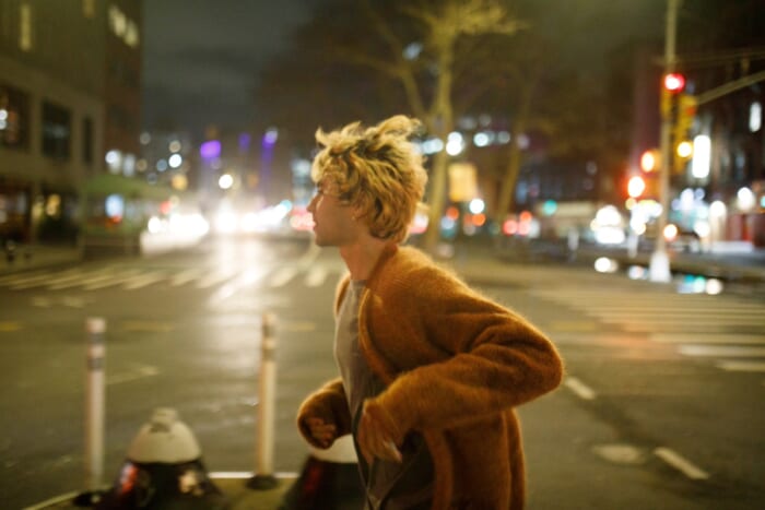 The hottest cardigan brand and United Arrows & Sons collaborate. Chad Moore's visuals are also a must-see.