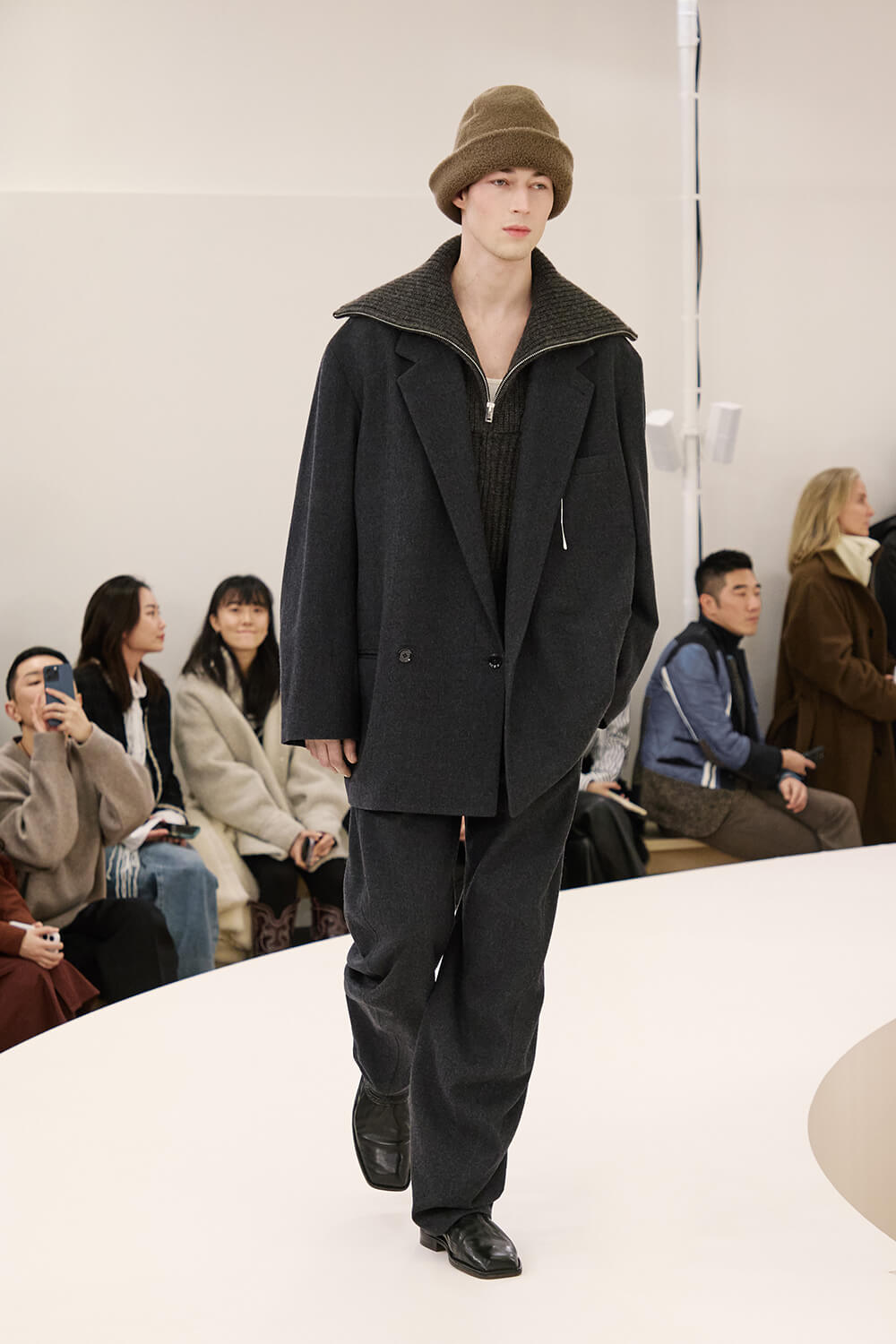 LEMAIRE | HOUYHNHNM（フイナム）