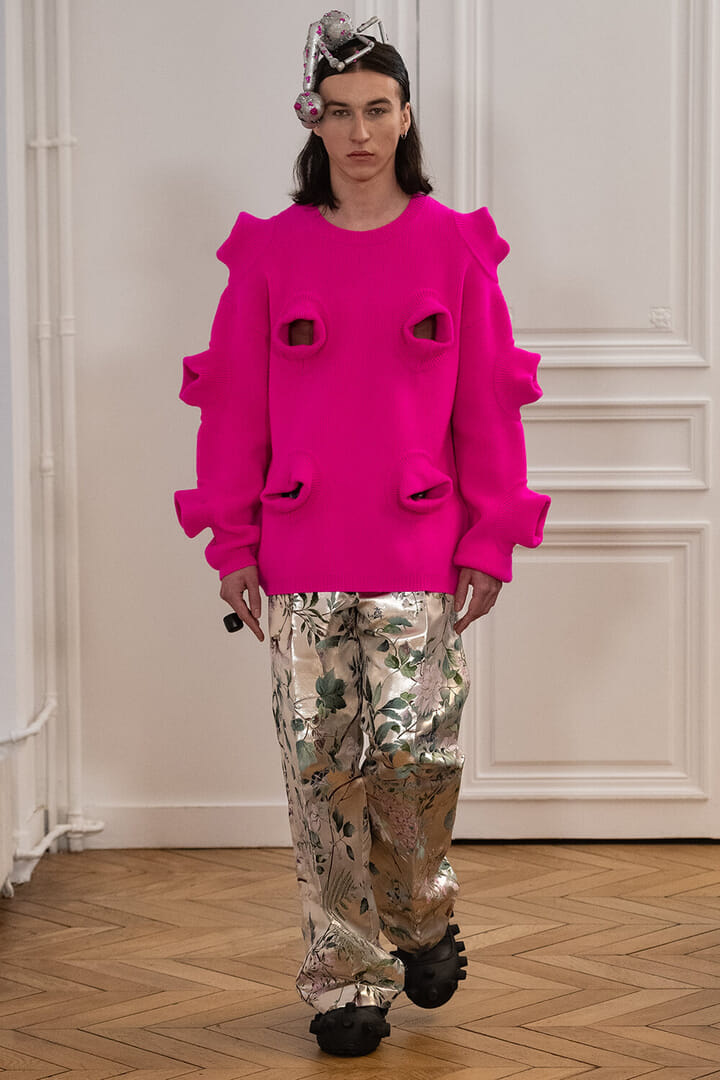 w&lt ラフォーレ フィギュア walter van beirendonck 960px-