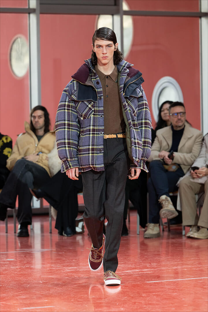 kolor 24AW 黒 ウール ピーコート スタッズ付き ウールカシミヤビーバー スタンドカラー コート