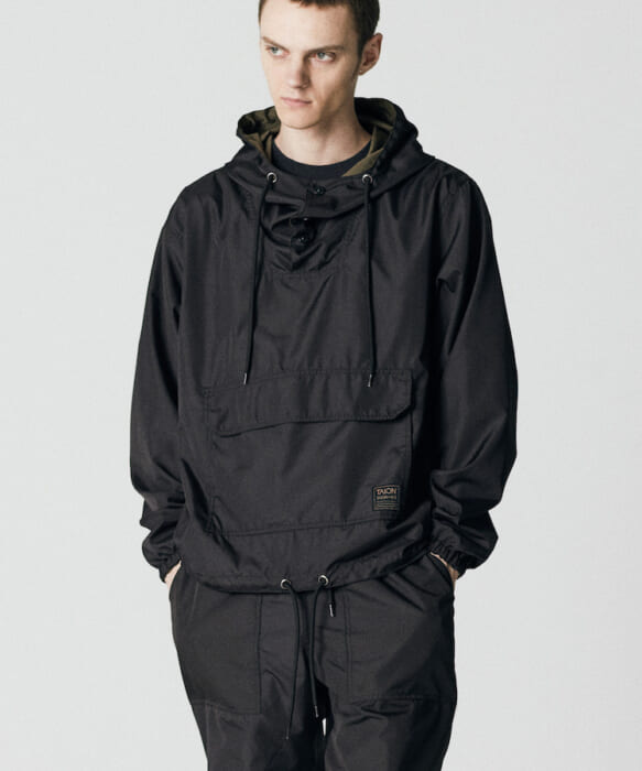 Tie-on items are also in full force in spring and summer. Non-down" items, ideal for the coming season, are also doing well.