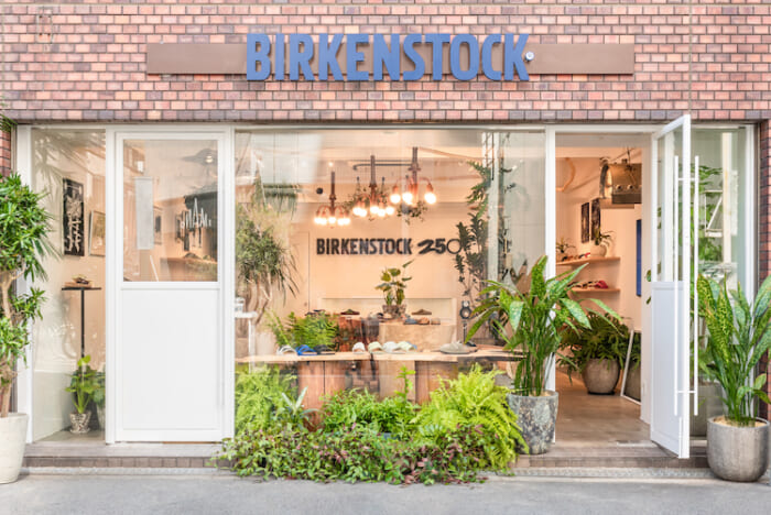 Birkenstock held a pop-up in Horie, Osaka. Rarely does an event feature such a lineup of gorgeous faces and so much hospitality.