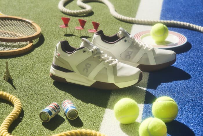 On and Atmos special editions. Focus on the all-court model, THE ROGER Clubhouse Pro.