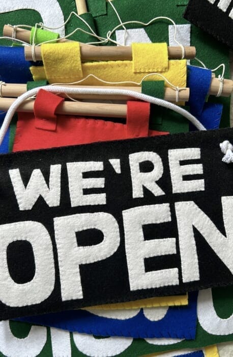 The Inconvenient Store, aka California's Inconvenient Store, opens in Hatagaya. They also have a Peppermint Club exhibit!