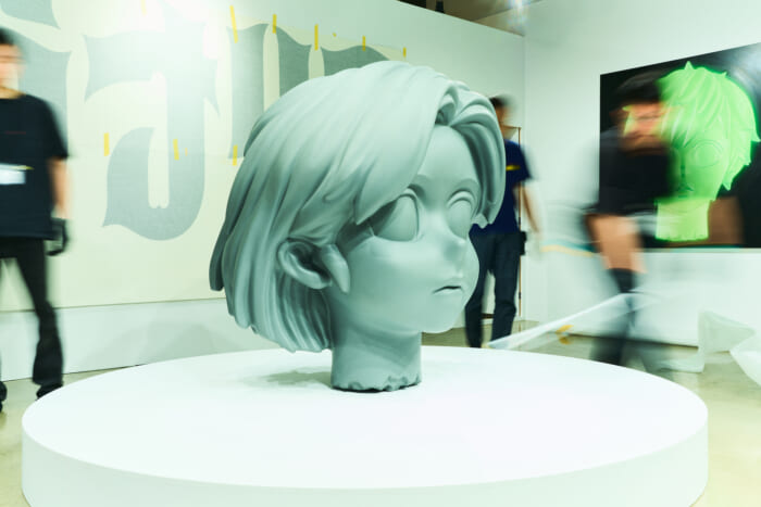 【FOCUS IT.】韓国アートシーンを席巻する作家・AOKIZYが、日本初個展「プラナリア」を開催。メールインタビューで明かされた、日本の漫画への敬愛、あいまいさに期待するもの。