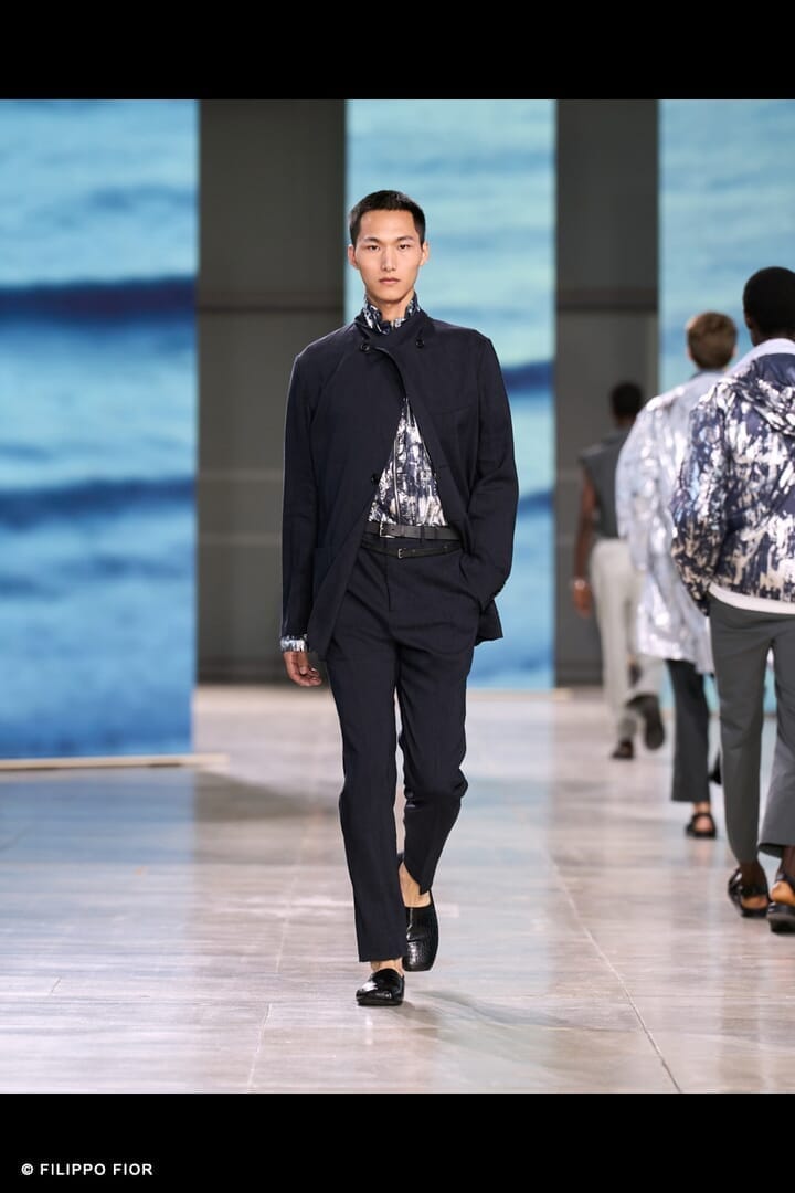 新品未使用エルメス24秋冬新作ショートスリーブニット 《馬銜》 刺繍入り40 エルメスの公式オンラインストア | Hermès - エルメス-公式サイト