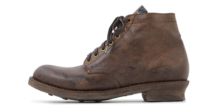 ビズビムのモノづくりの結晶を近くのストアで。インディゴ キャンピング トレーラーの新作、いよいよ発売開始。