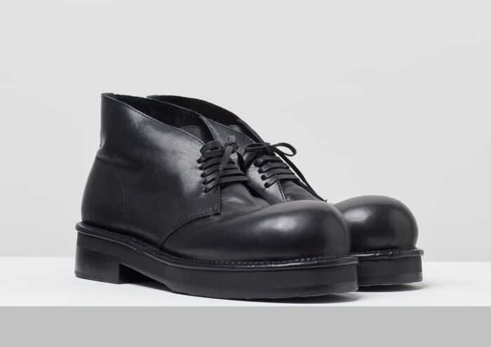 BED j.w. FORD and Kids Love Gate team up for the first time. The rounded toe is impressive and the boots are full of playfulness.