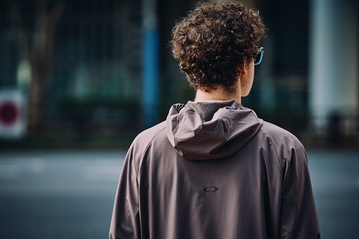 Oakley's urban running collection blends in with the urban