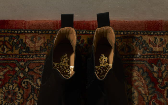 連載「憧れの逸品」No.380 ラギッド・ラグジュアリーなクロケット＆ジョーンズのチェルシー。