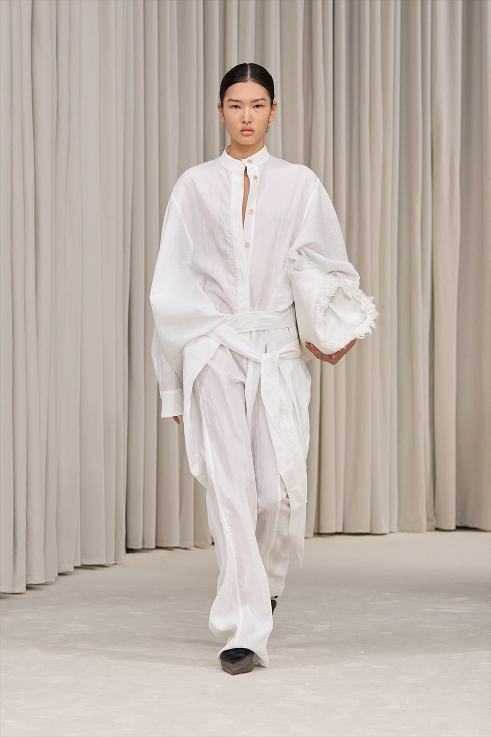 Ferragamo | HOUYHNHNM (HOUYHNHNM) Ferragamo | HOUYHNHNM (HOUYHNHNM)
