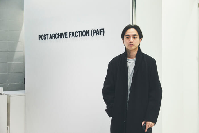 【FOCUS IT.】韓国の気鋭ブランド、ポスト アーカイブ ファクションの服は如何にして生まれるのか？ デザイナー、ドンジュン・リムが抱くデザインの哲学。