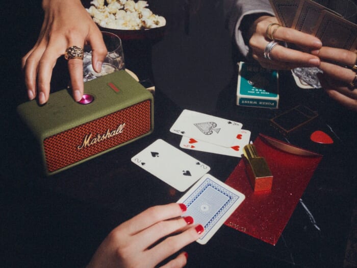 巳年を祝して。マーシャルより、ブランド初となる旧正月限定モデルのポータブルスピーカーが登場です。