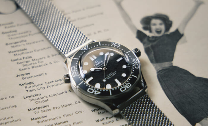 連載「憧れの逸品」No.382 メタルをまとい、静謐さを手に入れたオメガのダイバーズウォッチ。