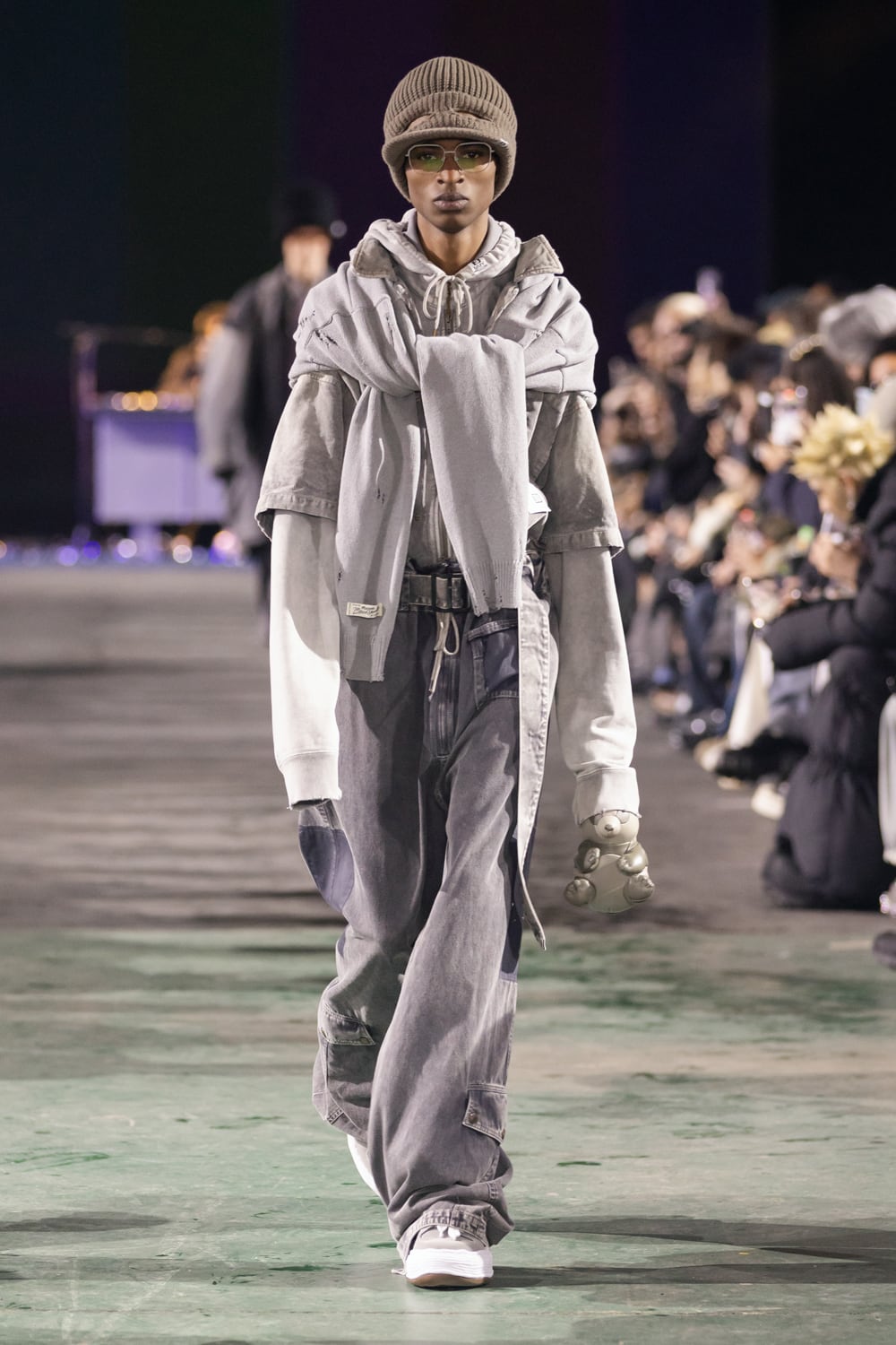 タイムセールMaison MIHARA YASUHIRO Maison MIHARA YASUHIRO(メゾンミハラヤスヒロ) THAMES/SUEDE