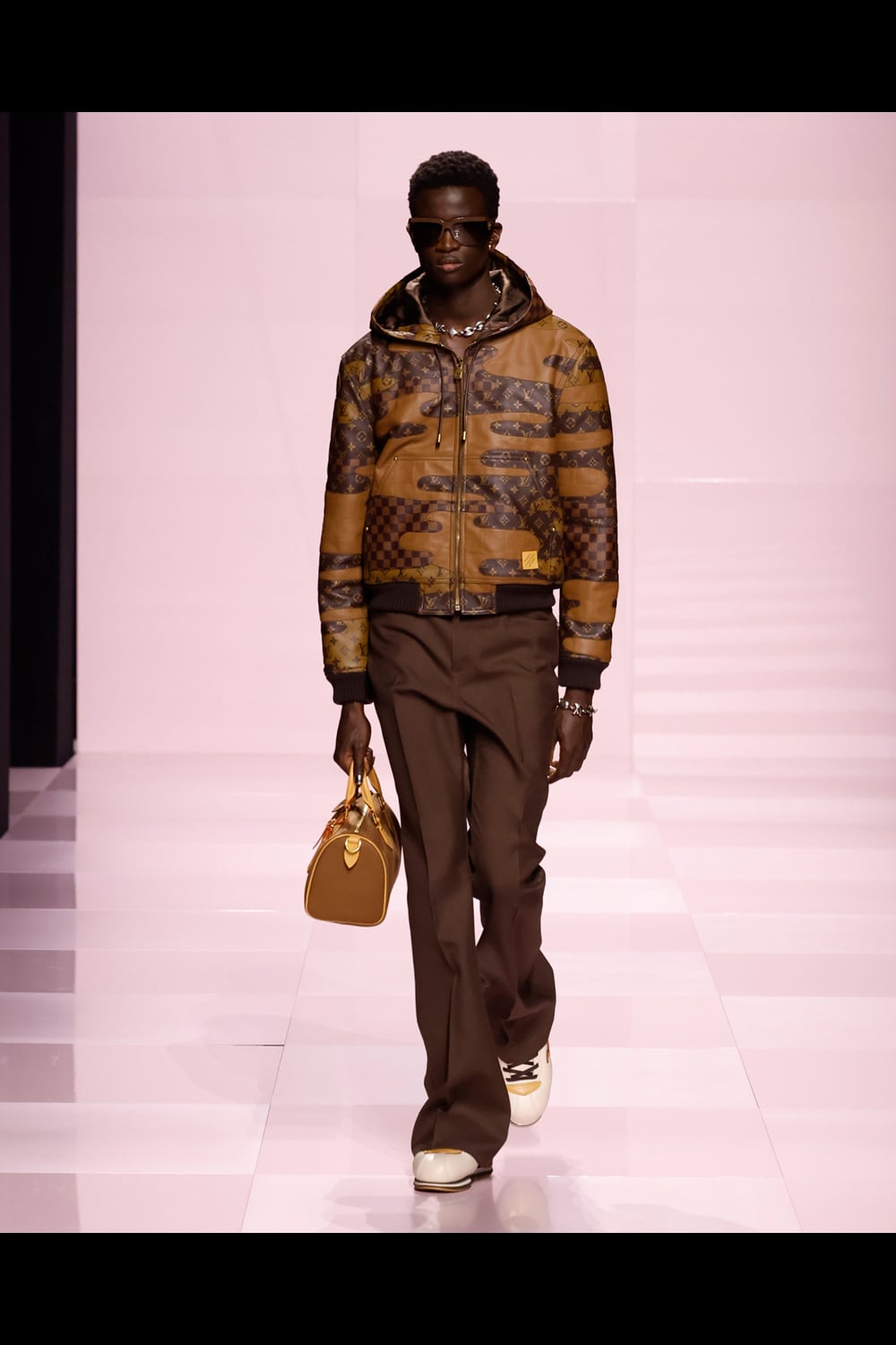 LOUIS VUITTON | HOUYHNHNM（フイナム）