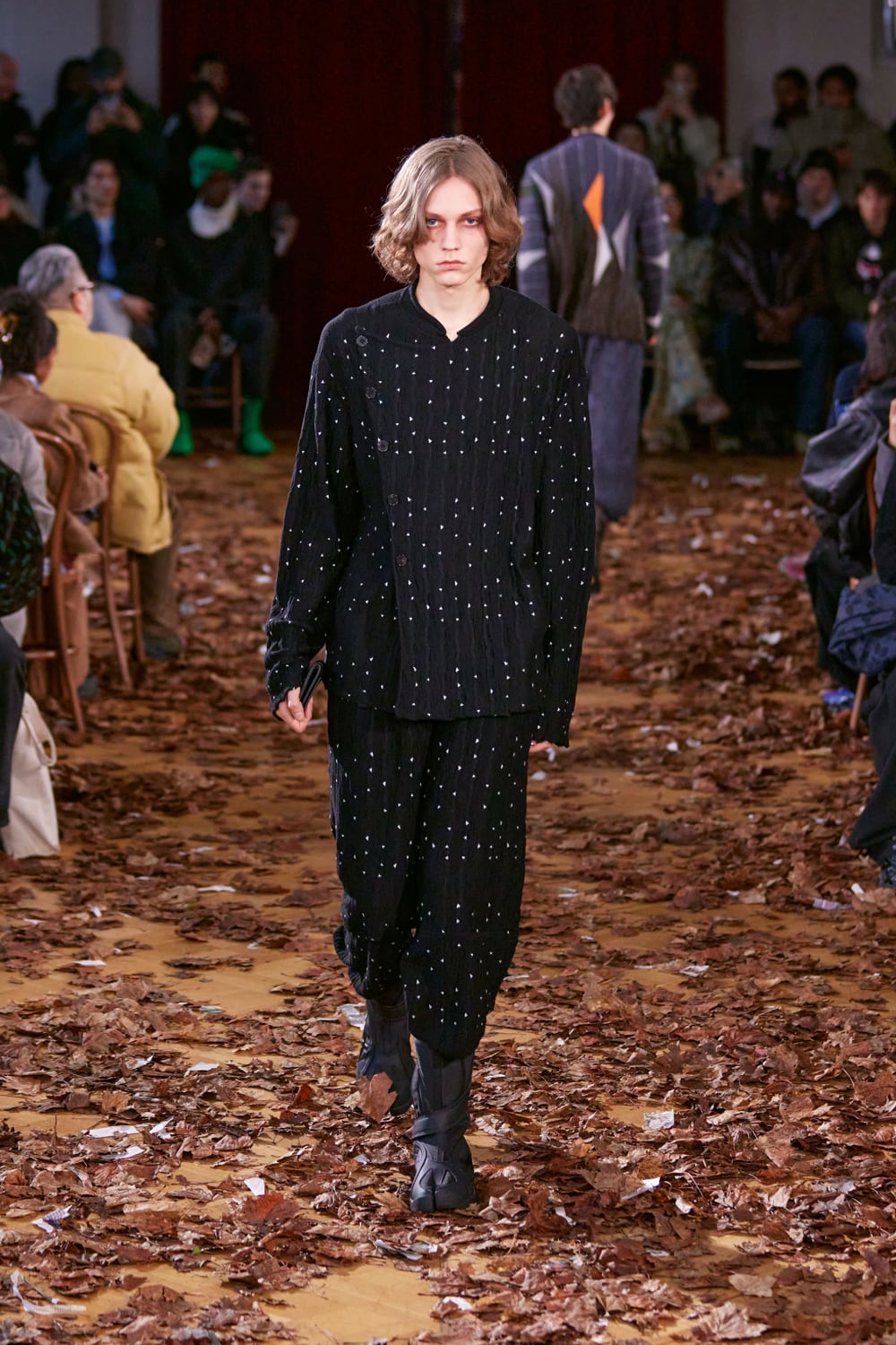 KIKO KOSTADINOV | HOUYHNHNM (HOUYHNHNM) KIKO KOSTADINOV | HOUYHNHNM (HOUYHNHNM)