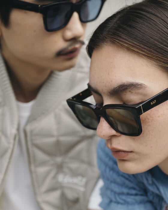 いまっぽいアイウェアってこういうムードです。イタリアのブランド・レトロスーパーフューチャーが再び上陸します。