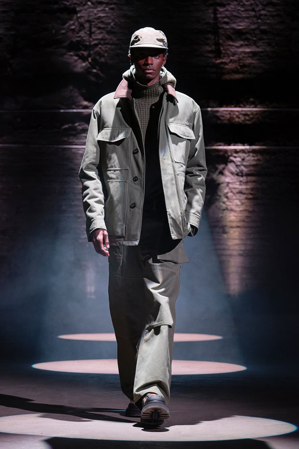 【現行】WOOLRICH Black Label コート 現行】WOOLRICH Black Label コート Woolrich Debuts Its New