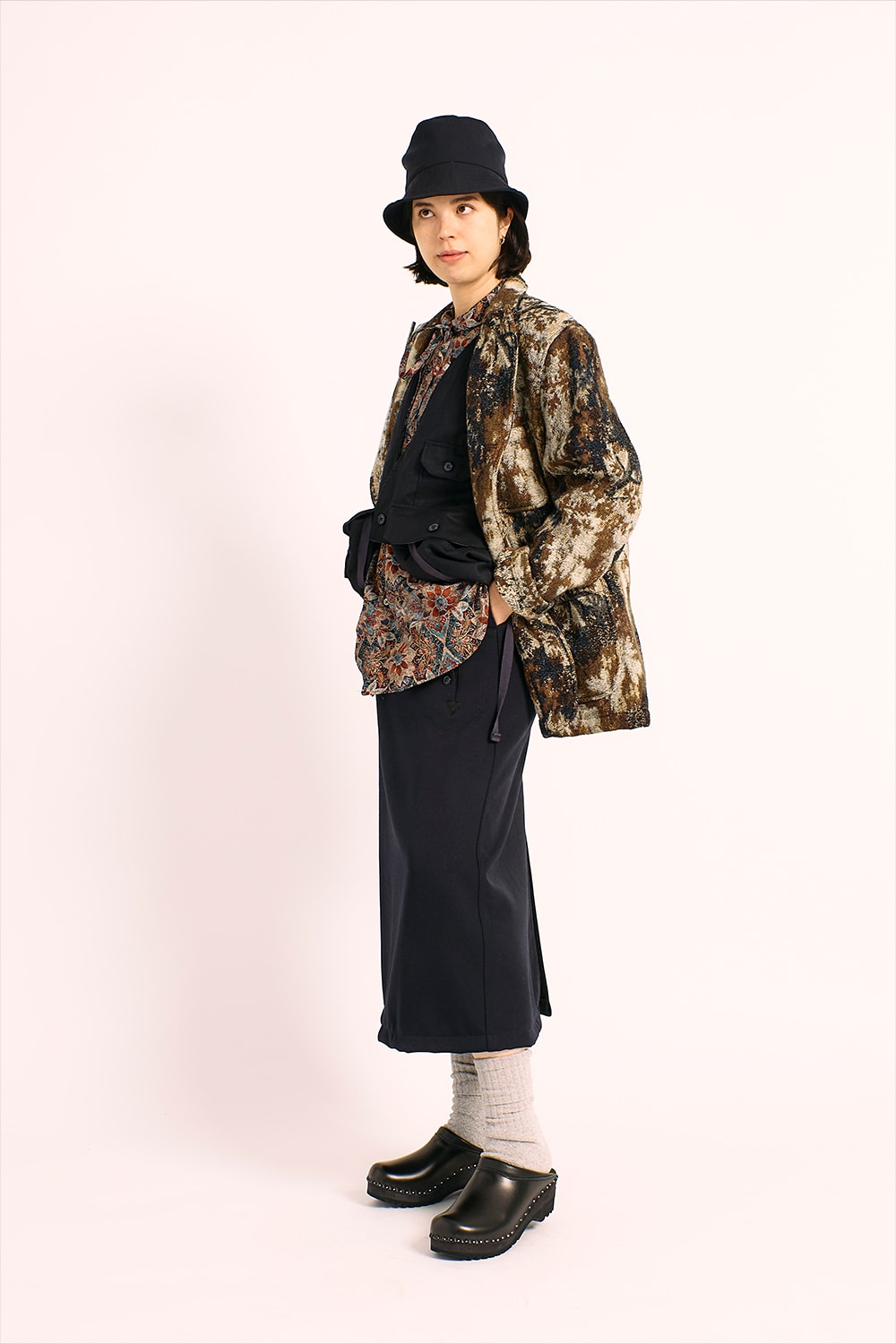 初期タグ ENGINEERD GARMENTS ギャバジン ジャケット 黒 門倉太久斗/22世紀ジェダイ printed jacket black / TXA-TENGA