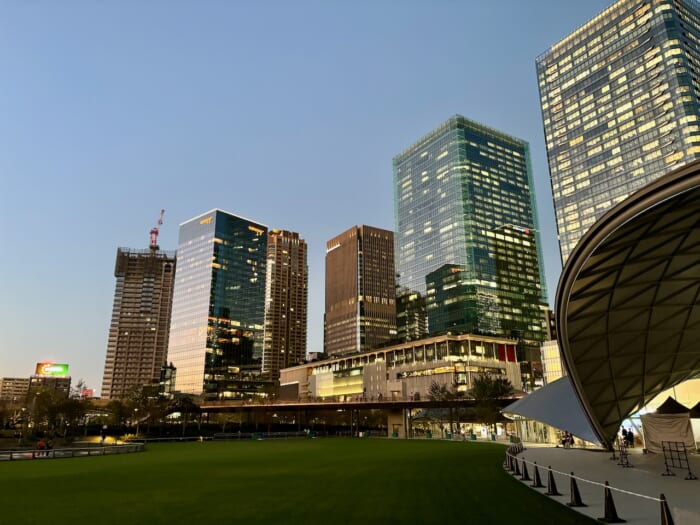 A group run will be held at the popular Umekita Park! Umekita Running Club, the next meeting will be on March 11.