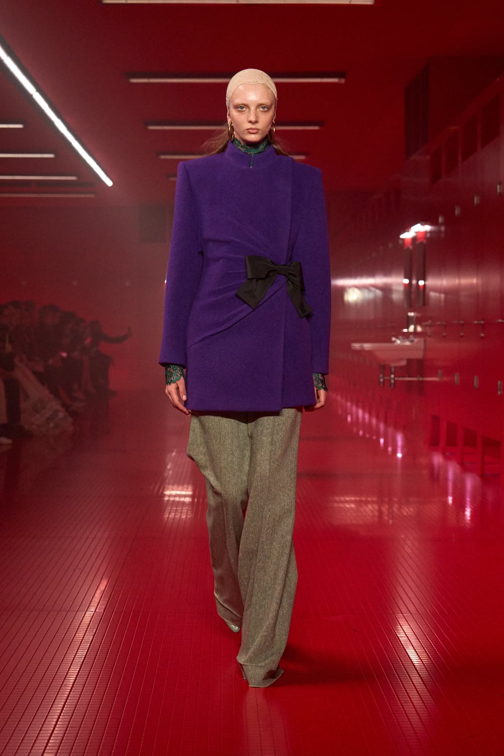 VALENTINO 主題と変奏 2014年の再版 300p HC 匿名宅急便