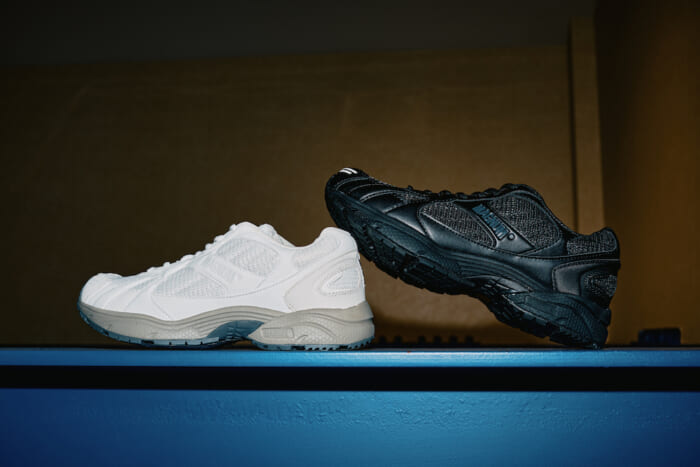 A Japan-exclusive color from Hitech's Magnum U.S.T. is now available. Inspired by British military training shoes.