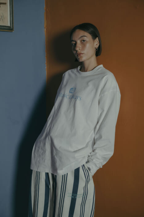 春のムードをリズミカルに表現した〈シティー カントリー シティー〉の最新コレクションがお目見えです。