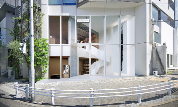 Brompton's flagship store opened in Jingumae, Tokyo. See, try, and examine your favorite bike.