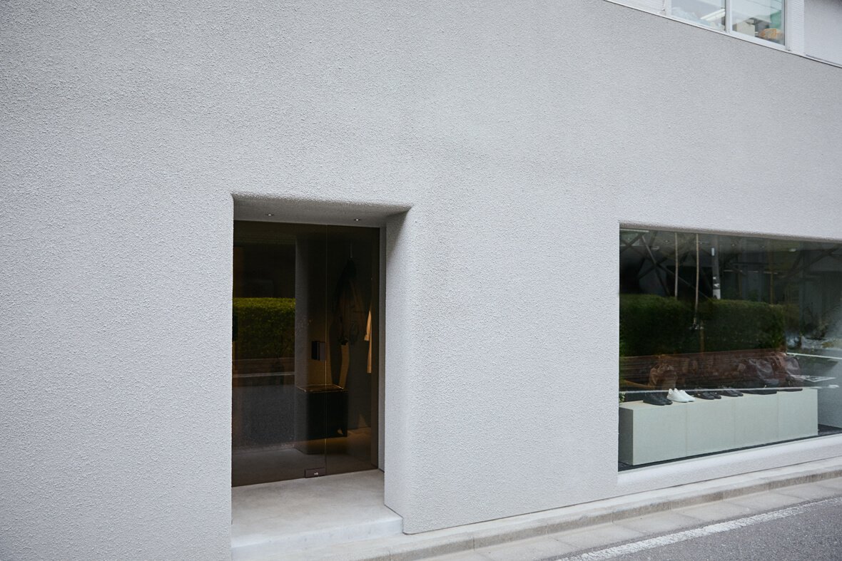 Captain Sunshine's flagship store was born in Aoyama. Designer