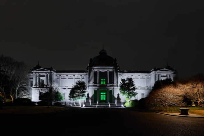 東京で花開くアレッサンドロ・ミケーレの才能。新生ヴァレンティノが行った、一夜限りのスペシャルイベントとは。