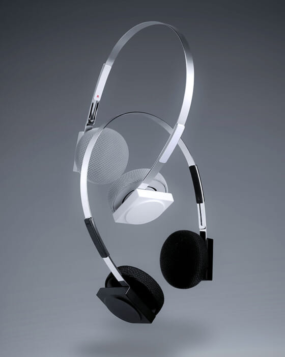 日本発のオーディオメーカー・km5が手がけたワイアレスヘッドフォン、その性能は如何に。