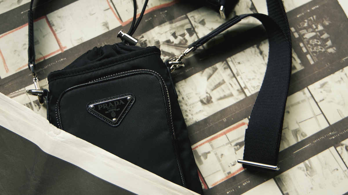 凛とした佇まい【PRADA】 ナイロン ビューティーケース 連載「憧れの逸品」No.406 ナイロンの価値を更新し続けるプラダ
