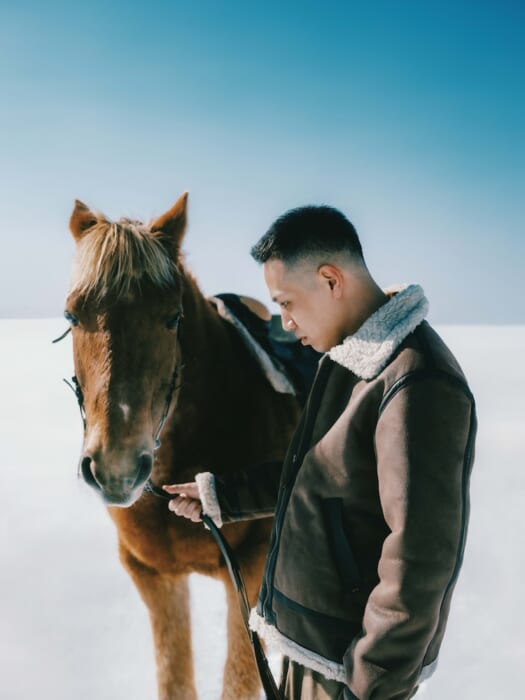 New song performed at the first song at Hibiya Park Music Hall Park on November 30, 2024. jjj has released "dali" for distribution.